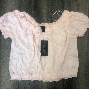 NWT Off the shoulder crop top